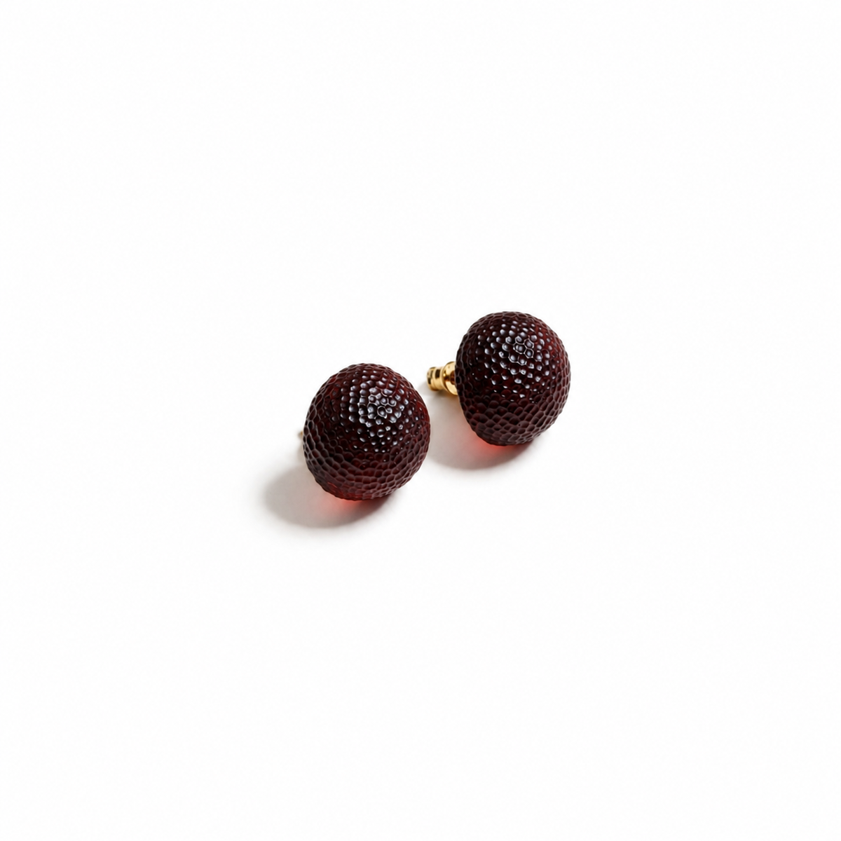 Roseline Baltic amber stud earrings in dark cherry amber — handcrafted in Lithuania by AMBER999 — Baltijos gintaro papuošalai, rankų darbas Lietuvoje